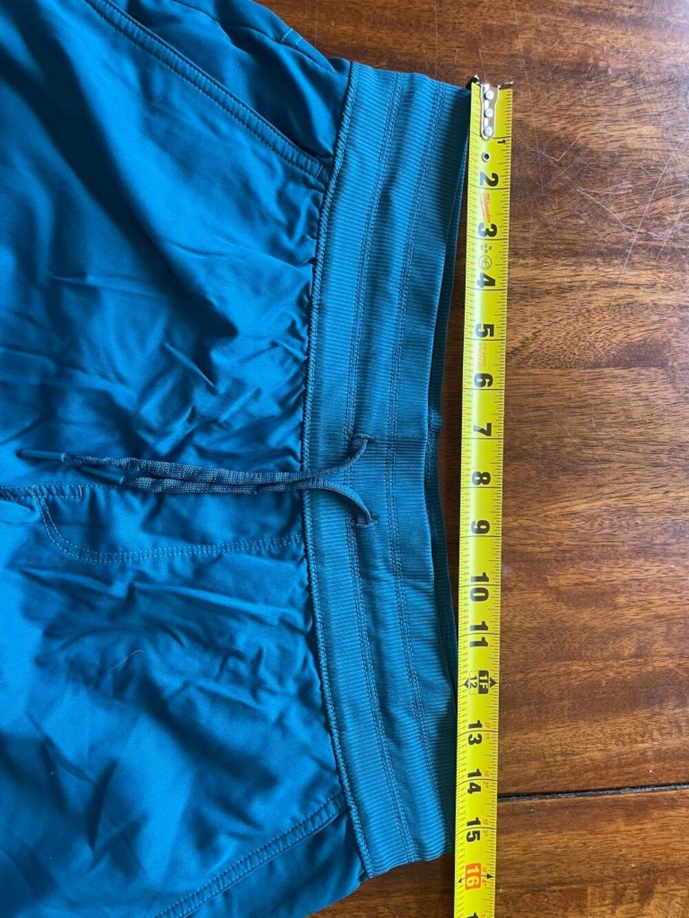 The North Face Women's Teal Shorts Size M Drawstring Zip Pocket Elastic - Picture 6 of 8